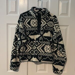 Columbia Helvetia Cropped 1/2 Snap